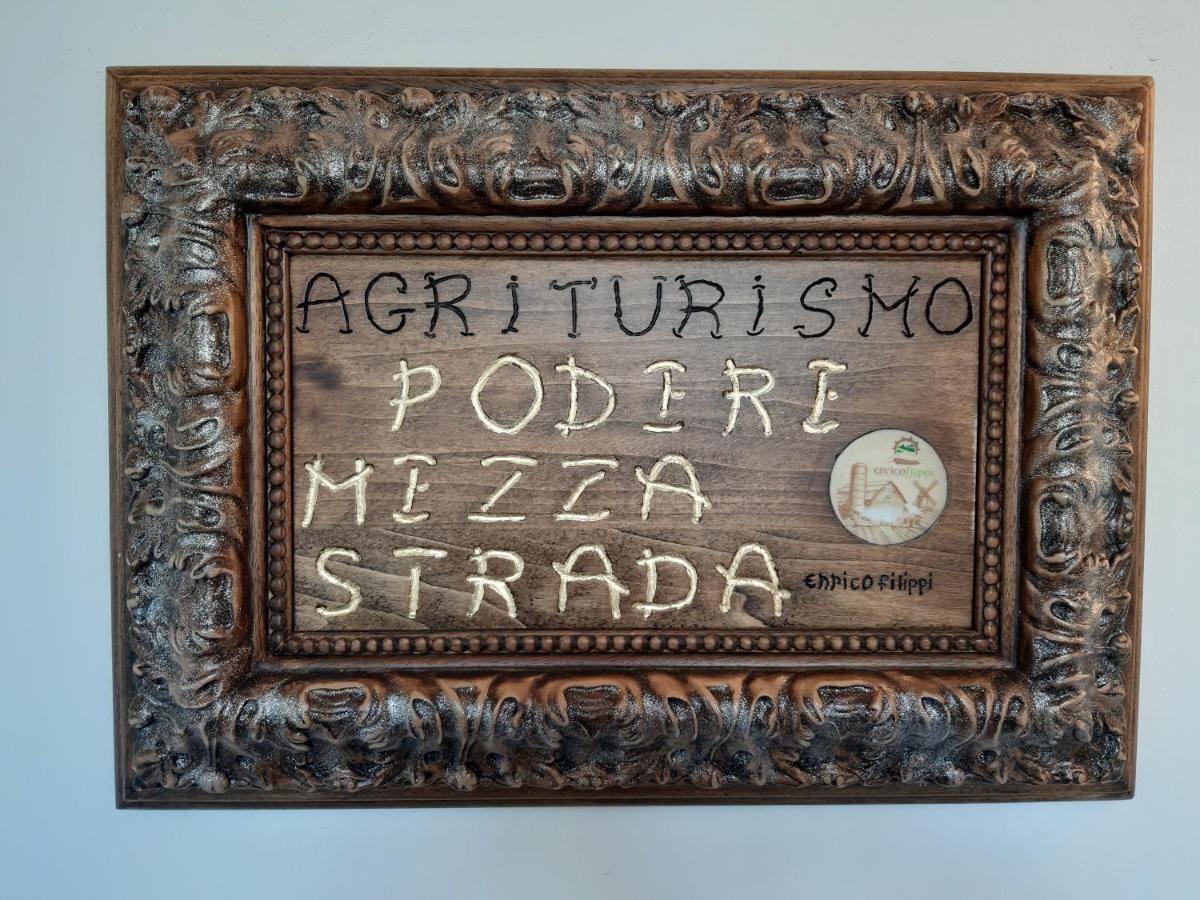 Agriturismo La Valle Della Lavanda - Podere Mezzastrada Fauglia المظهر الخارجي الصورة