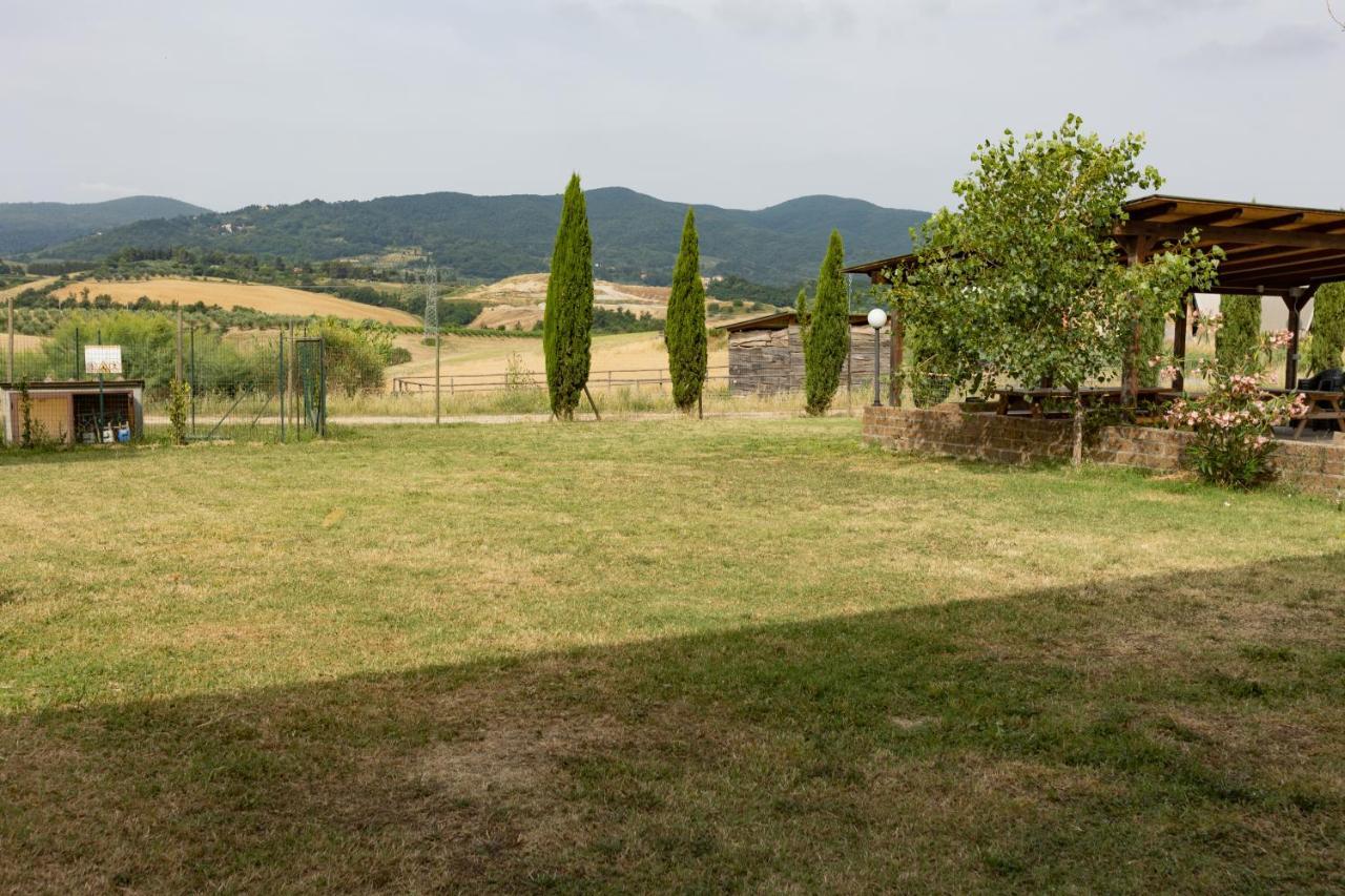 Agriturismo La Valle Della Lavanda - Podere Mezzastrada Fauglia المظهر الخارجي الصورة